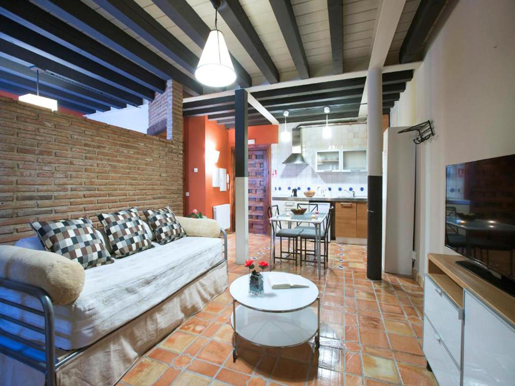 Apartamentos Senorio De Haro 3000 Exteriér fotografie