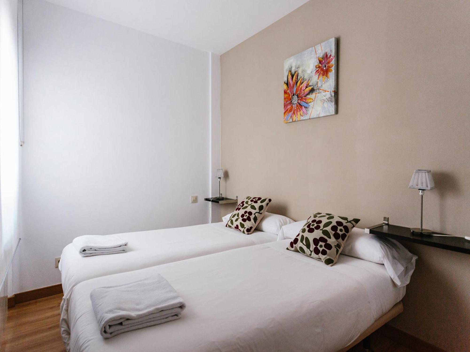 Apartamentos Senorio De Haro 3000 Exteriér fotografie
